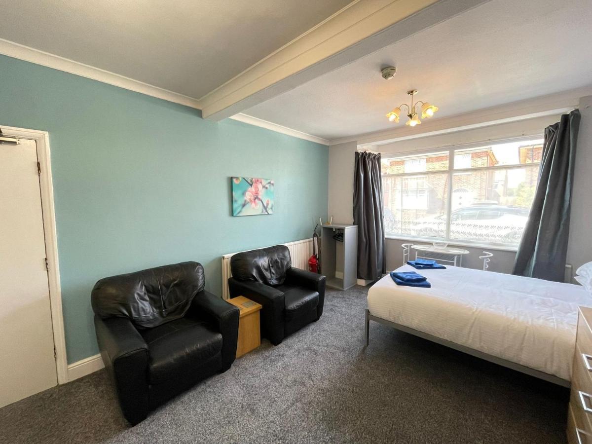 Large Ground Floor Studio Holiday Apartment Skegness - Flat 12 Exteriör bild